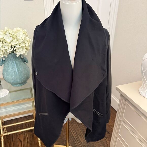 Spanx Drape Front Jacket Very Black - Picture 5 of 8